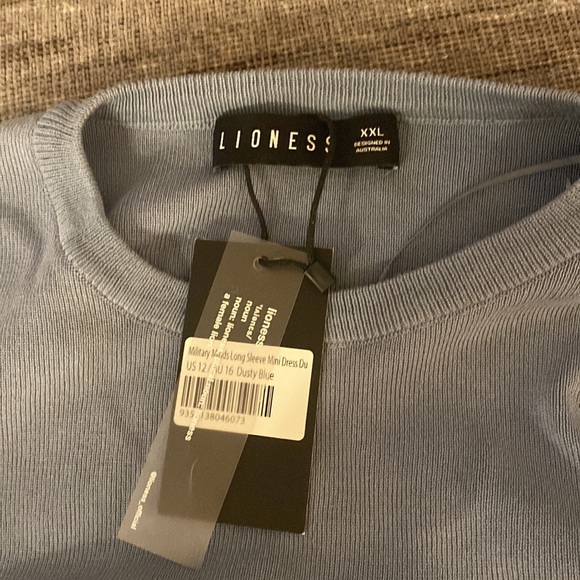 never worn blue rushed siding dress - Picture 3 of 4